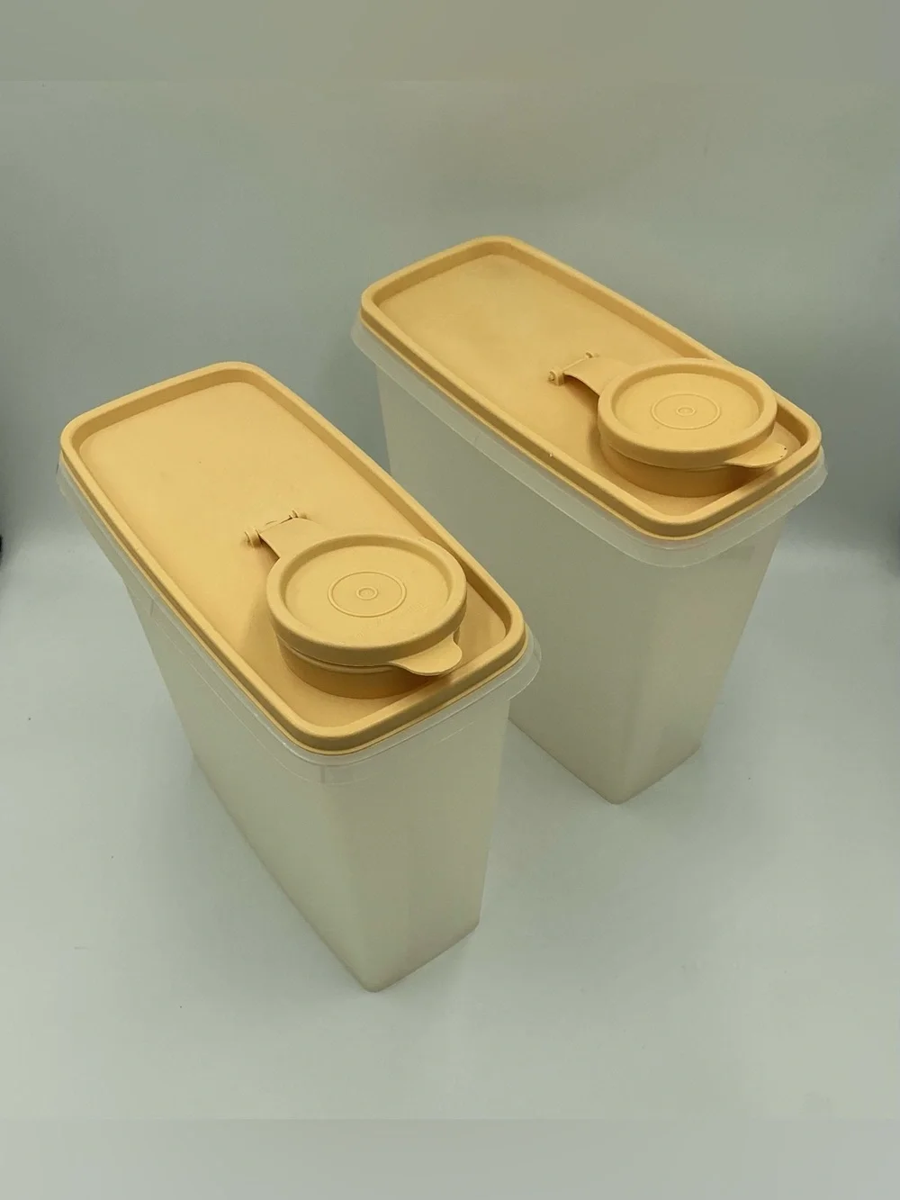 Vintage Tupperware Set of 2 Cereal Snack Keeper Containers Yellow & Beige w/Lids
